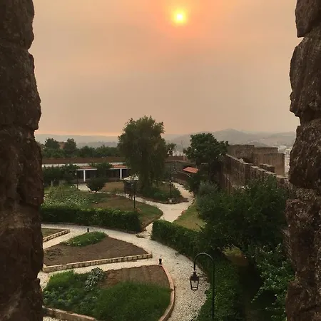 Casa Castelo بيت للعطل